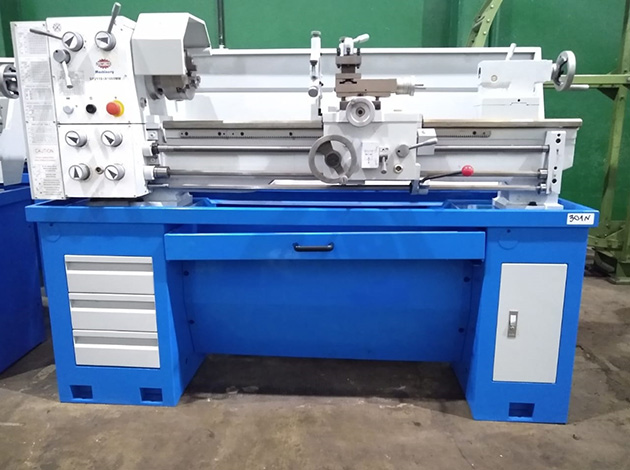 Torno 1000mm -Sumore SP 2110-I