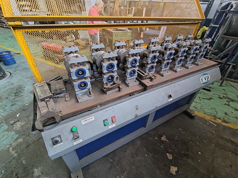 Conformadora de perfiles marca RIGO