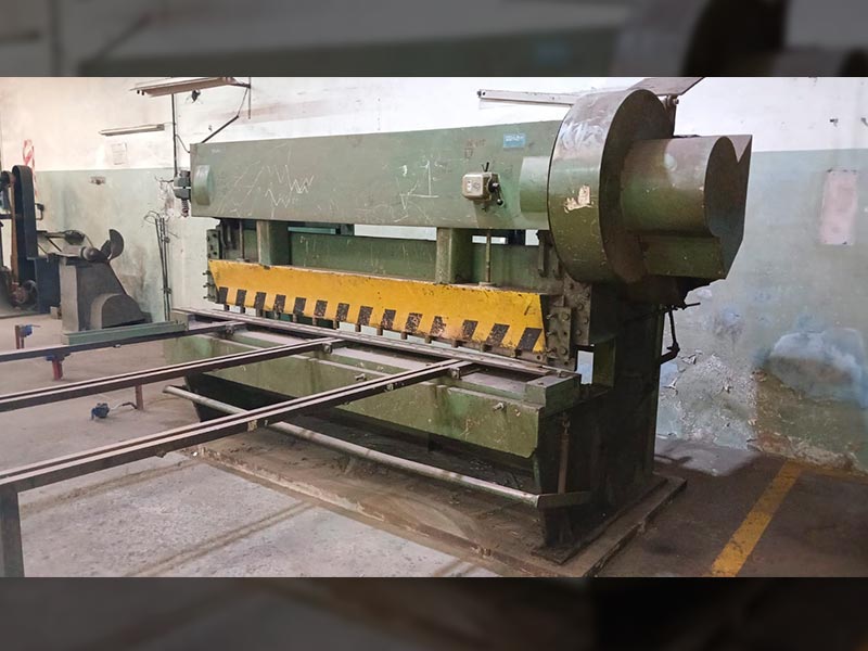 Guillotina mecánica 2500mm