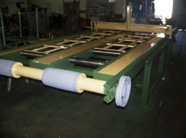 Mesa Tipo Cinta Motorizada para línea de producción