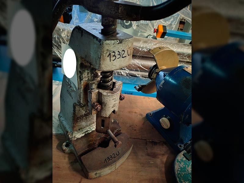 Prensa tornillo Marca GOG