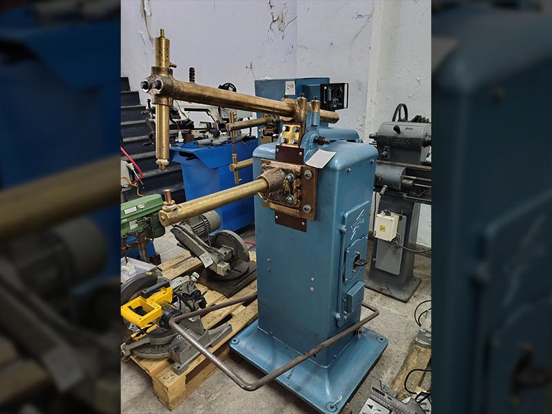 Soldadora de punto 30 KVA
